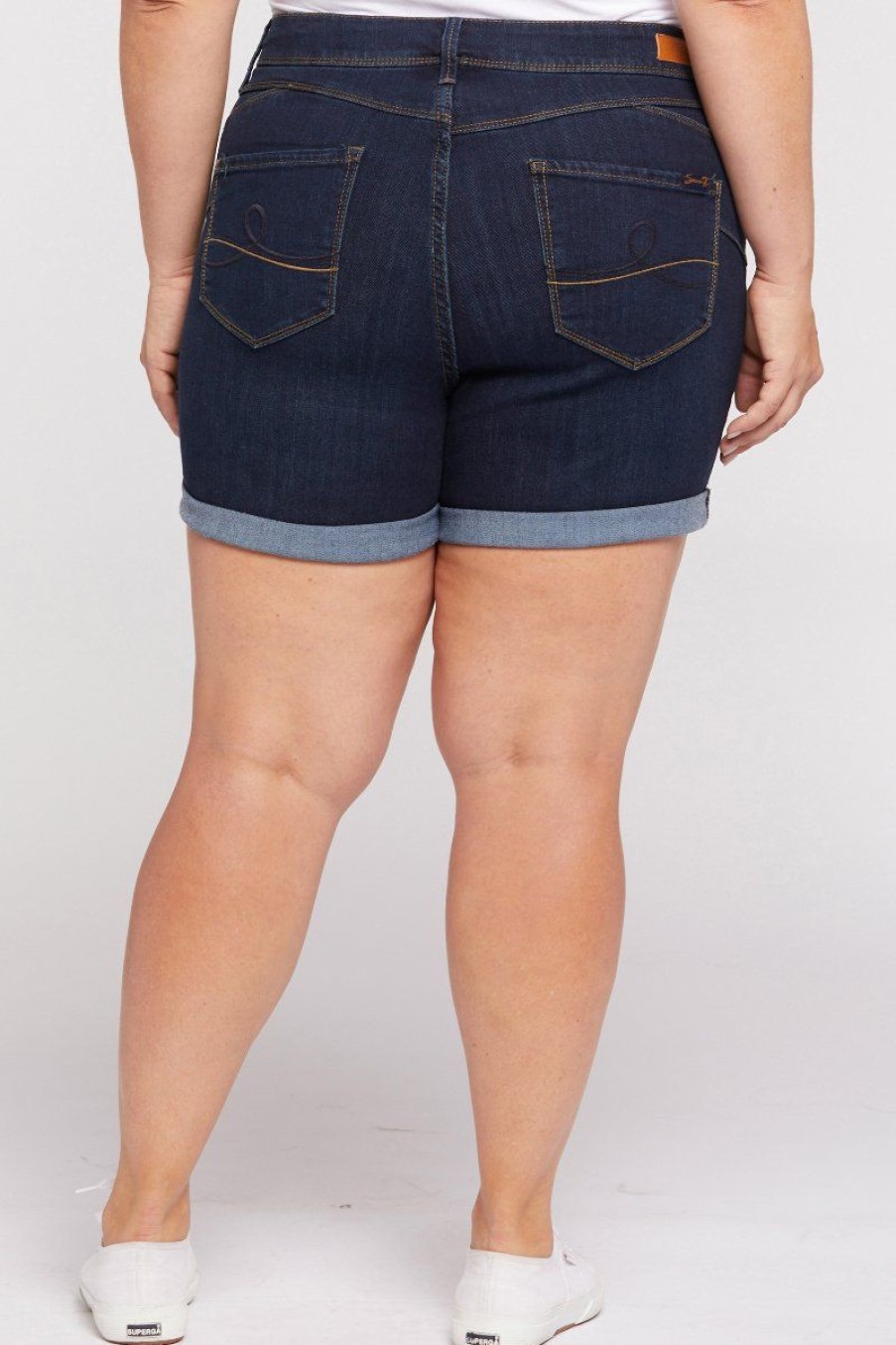 Women Seven7 Jeans Capris & Skimmers | Booty Shaper Short Quebec